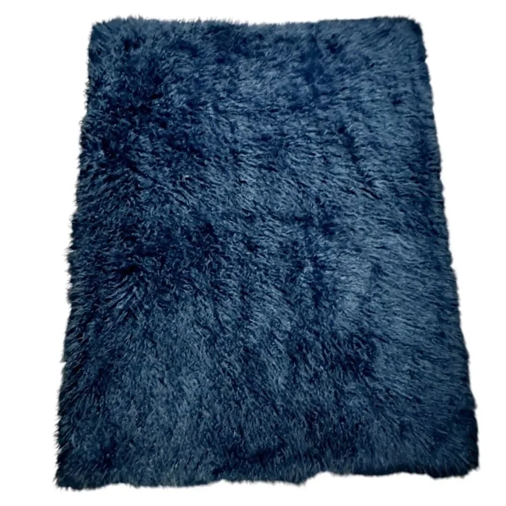 Pottery Barn Teen/Dorm Faux Mongolian Fur Throw Accent Blanket Navy Blue NWOT
